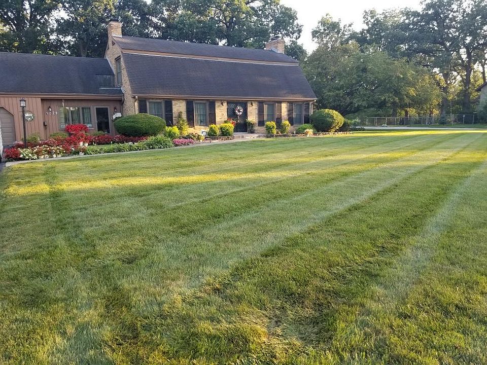 2nd image of 1229 E 158th St