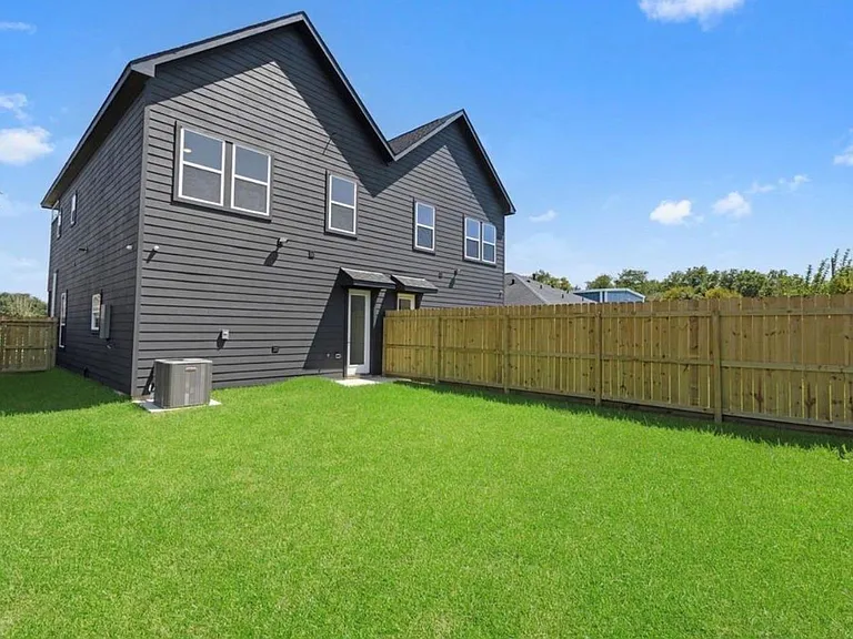 8414 Cannon St — Photo 6