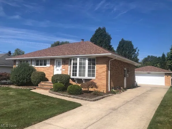 247 Lowrie Blvd, Northfield, OH 44067
