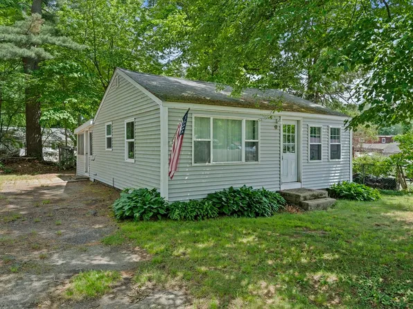 9 2nd Ave, Lakeville, MA 02347