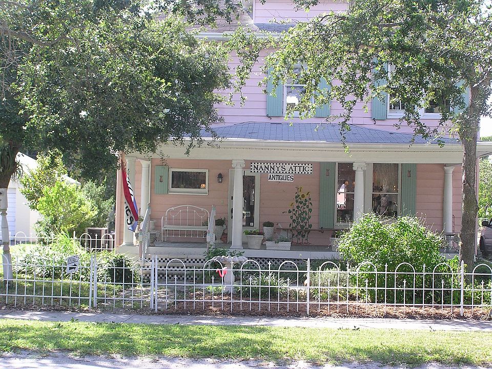 1st image of 124 N Swinton Ave