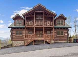 2619 Burchfiel View Ln, Sevierville, TN 37862