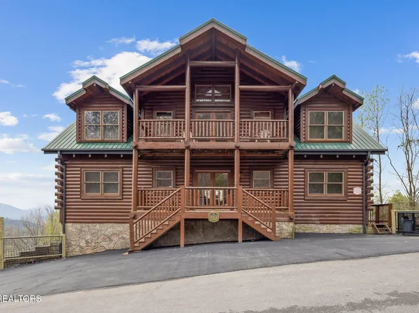 2619 Burchfiel View Ln, Sevierville, TN 37862