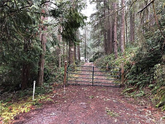 3rd image of 13610 118th Ave NW