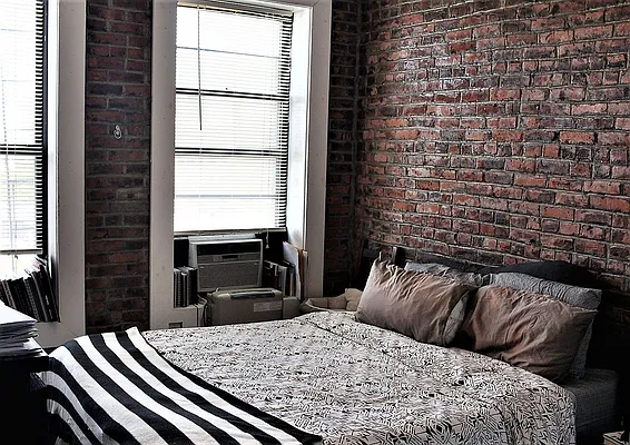 Rented by The Hamilton Group | media 14