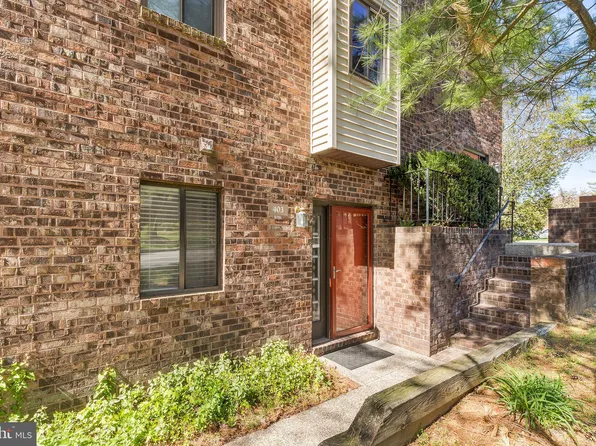 403 Mountainview Dr #403, Wayne, PA 19087