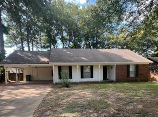 5245 Scrivener Dr, Memphis, TN 38134