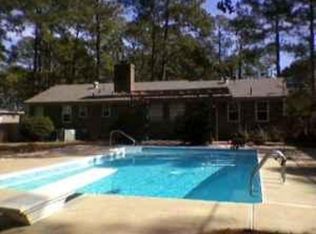 115 Maplewood Ln, Sylvester, GA 31791