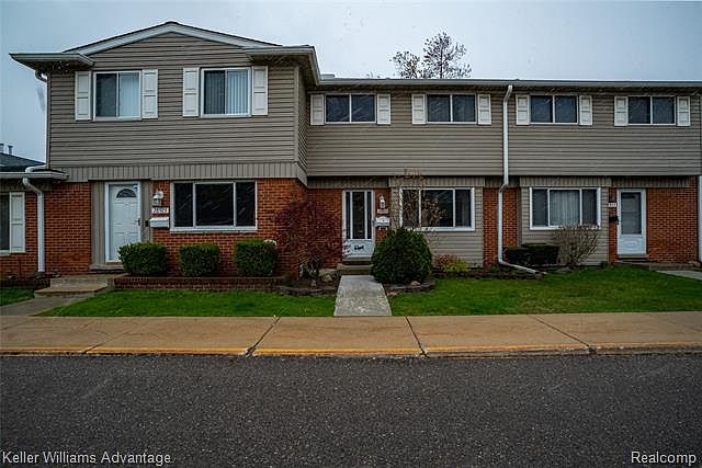 1st image of 28925 Manchester St