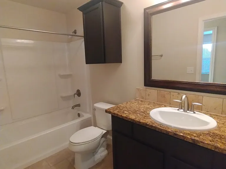 8901 Witmer Ct — Photo 16