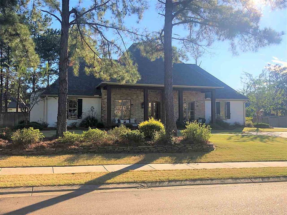 1st image of 109 Winterbury Dr
