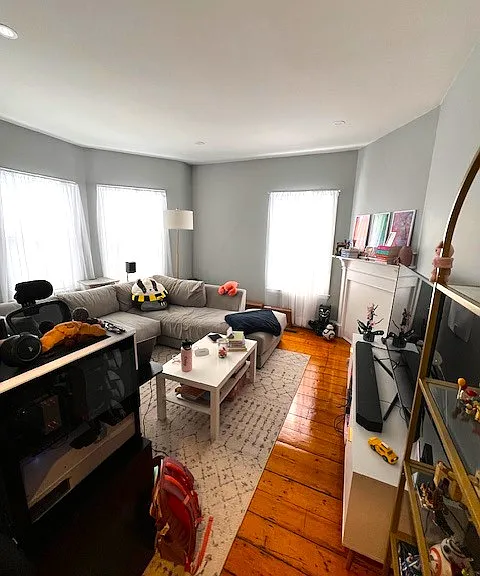 41 Ardell St — Photo 1