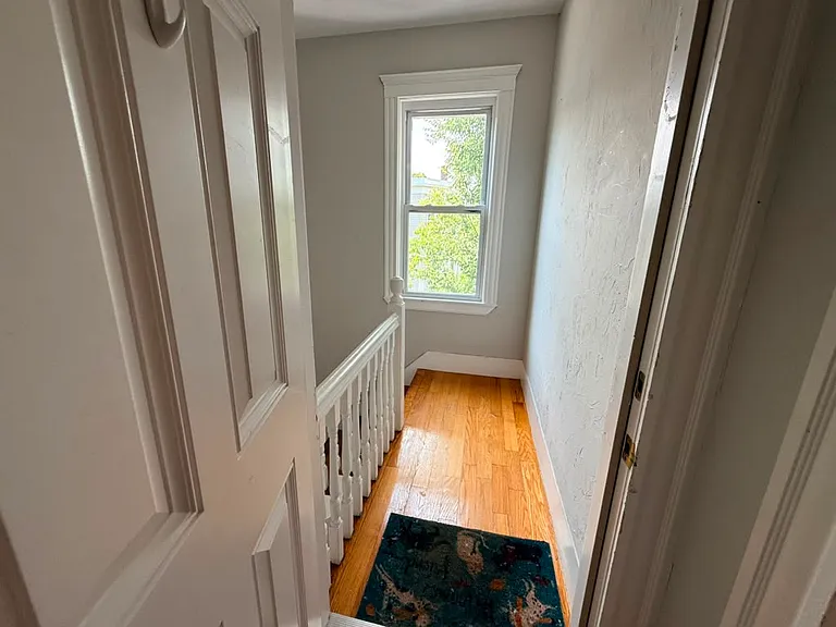 13 Hendry St #3 — Photo 2