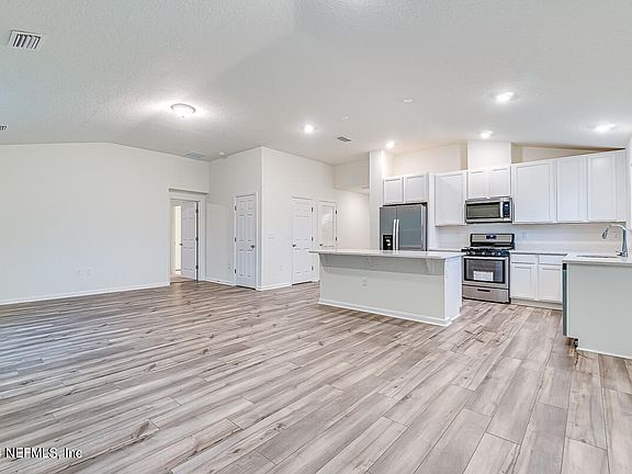 5th image of 2370 DALLAS CREEK LN