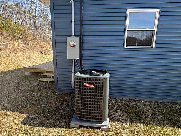 5th image of 4707 Friendship Rd