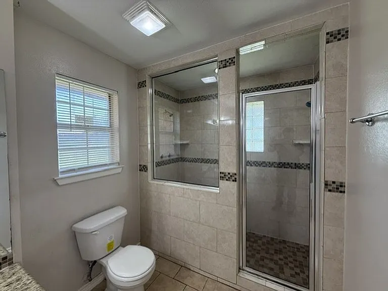 313 Potrero Ct — Photo 17