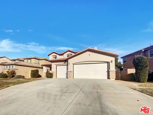 39126 Dunbar St, Palmdale, CA 93551
