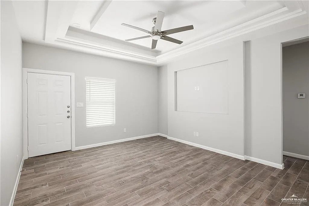 Building Photo - 308 Rafael Dr #4