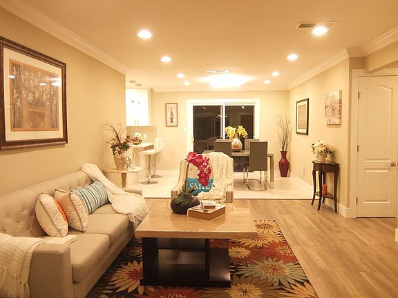 3rd image of 4966 Kingston Way