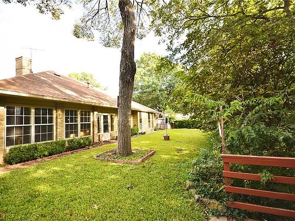 2nd image of 327 Shady Brook Dr