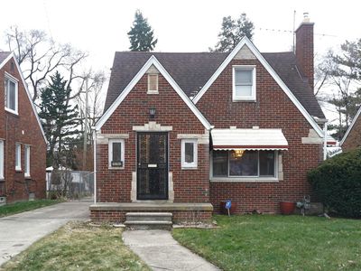 15762 Glenwood St, Detroit, MI, 48205