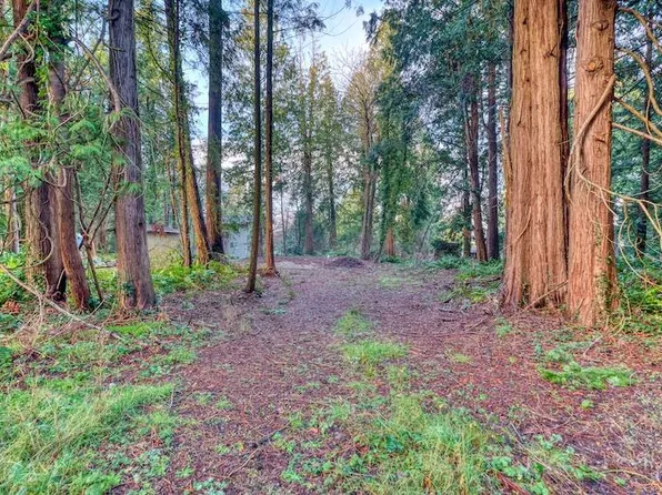 1928 Sanders Ct #2, Pt Roberts, WA 98281