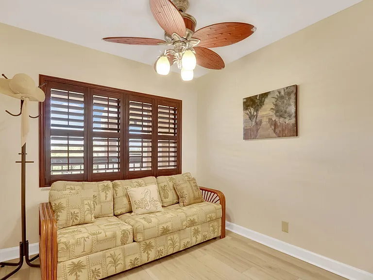 1055 Ocean Dr #403 — Photo 18