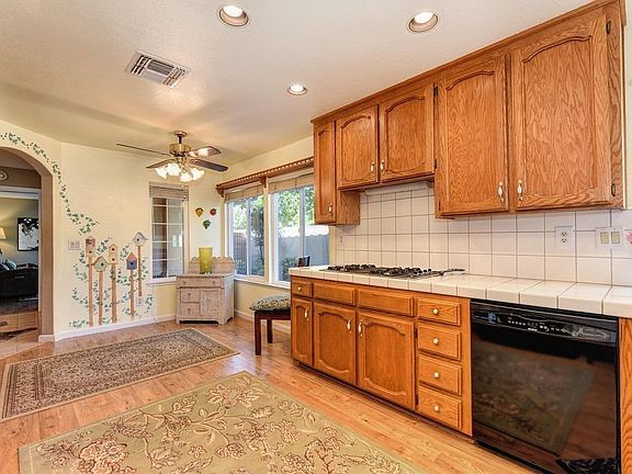 5th image of 110 Iron Mountain Ct