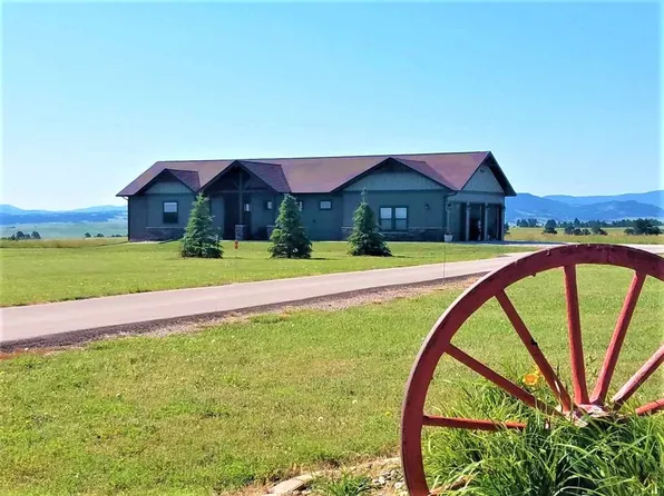 11039 Wagon Box Dr, Belle Fourche, SD 57717