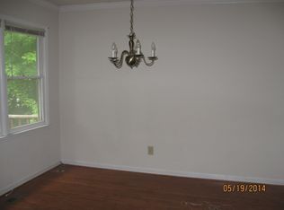 924C Chatfield Sq, Jamestown, NC 27282