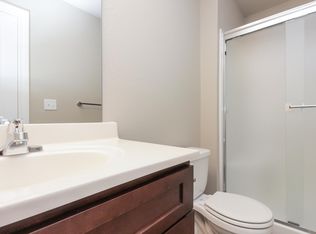 10521 Kane Dr, Kansas City, KS 66109