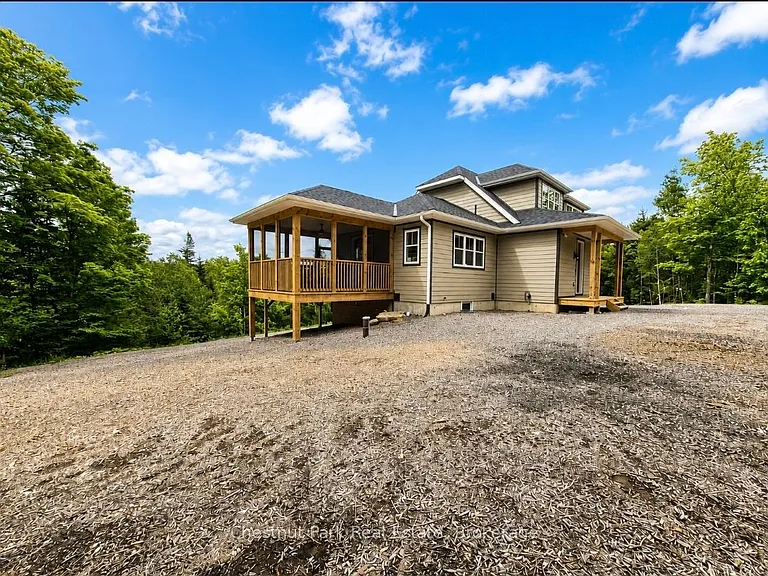 1018 Ridgeline Dr — Photo 2
