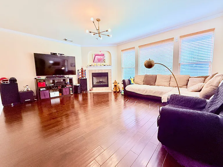 10804 Cap Stone Dr — Photo 4