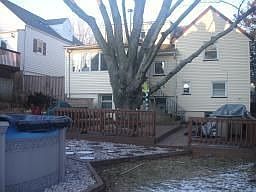 2nd image of 2252 Hobart St