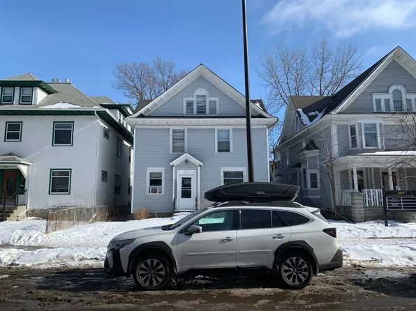 3213-3215 Hennepin Ave S, Minneapolis, MN 55401
