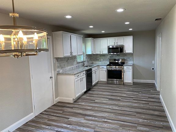5th image of 2317 Muret St