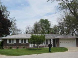 22897 Mulberry Ct, Goshen, IN 46528