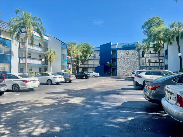 3100 Holiday Springs Boulevard #108, Margate, FL 33063