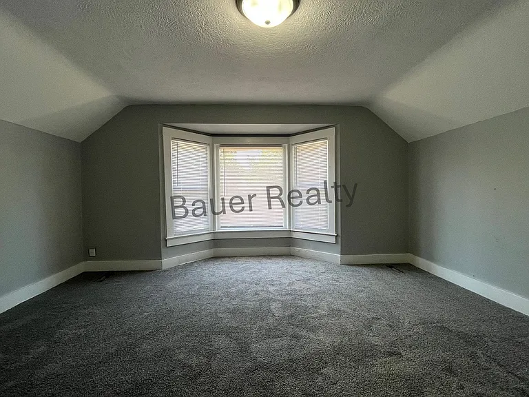 58 E Main St — Photo 23
