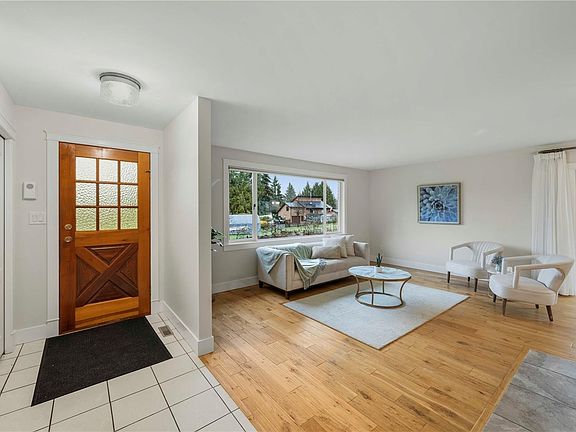 4th image of 1230 Fisher Rd