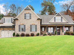 350 Meadow Lake Ter, Hoschton, GA 30548