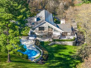 44 Meadowbrook Rd, Weston, MA 02493
