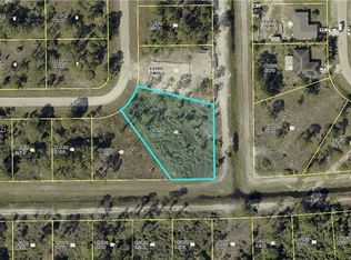 825 Appleton Ave, Lehigh Acres, FL 33974