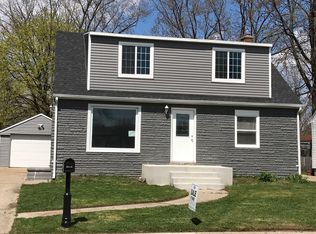 253 Maplelawn St SW, Wyoming, MI 49548