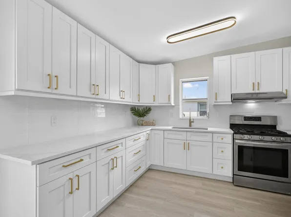 1933 Violet Avenue, West Palm Beach, FL 33415