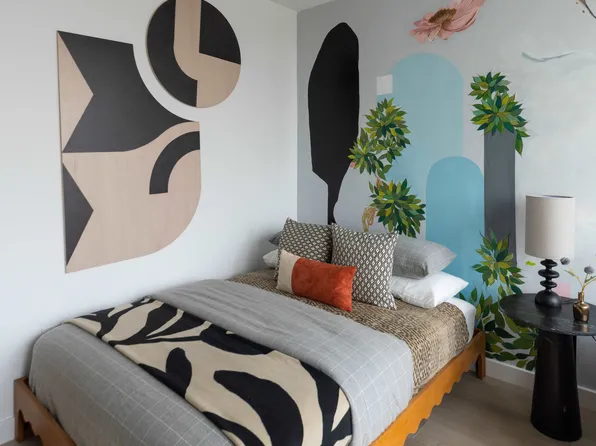 2385 3rd Avenue image 5 of 31