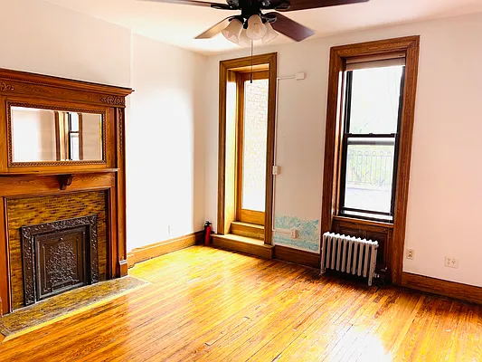 Rented by Esra Realty | media 10