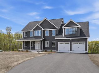 52 Daniel Rd, Derry, NH 03038