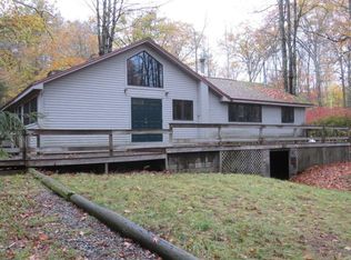 38 Warbonnet Rd, Canaan, NH 03741