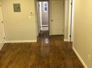 13619 222nd St, Springfield Gardens, NY 11413